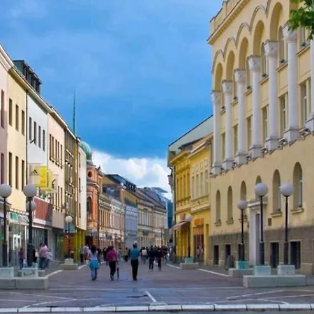 Mm , Banja Luka, Wi-fi Free,parking Free 巴尼西卢卡