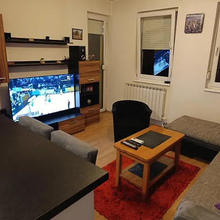 Mm , Banja Luka, Wi-fi Free,parking Free * 巴尼西卢卡