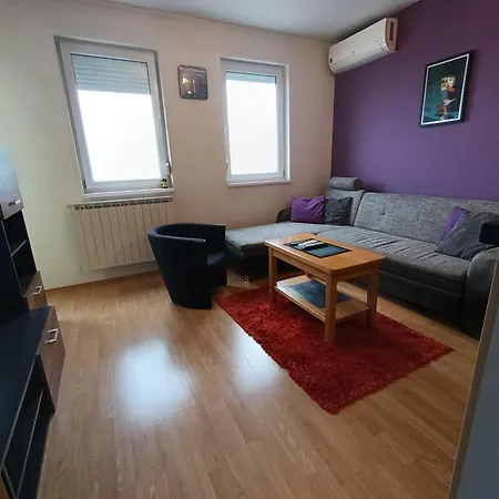 Apartament Mm , Banja Luka, Wi-fi Free,parking Free *